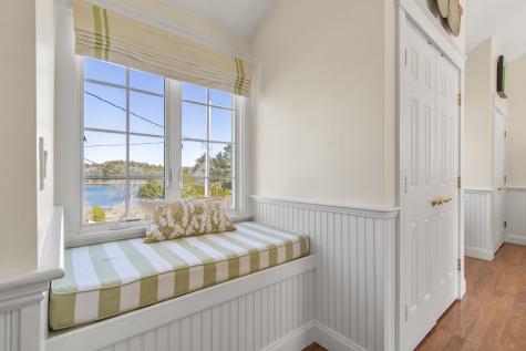 9 Fabyan Way Bourne MA 02532