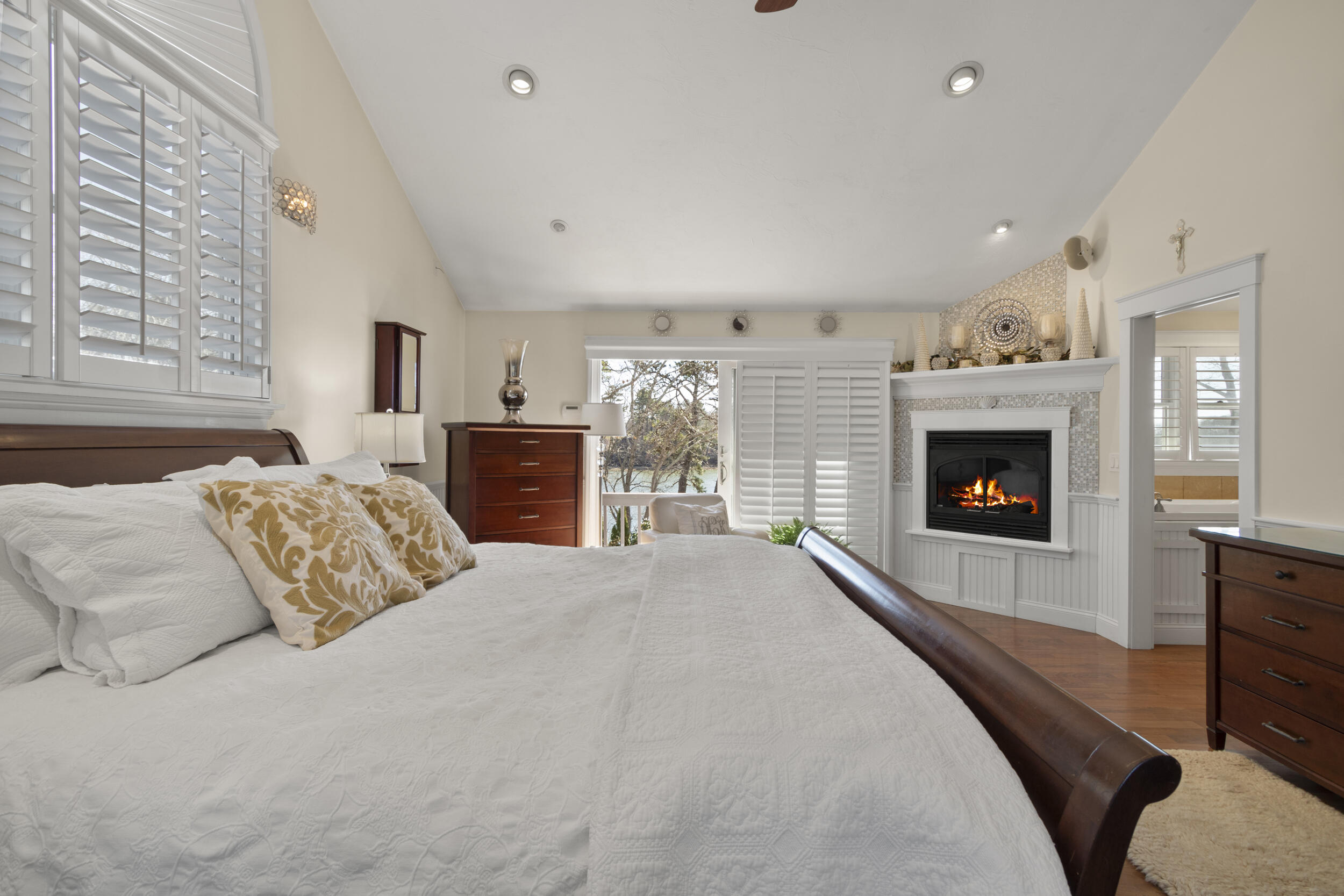 9 Fabyan Way Bourne MA 02532