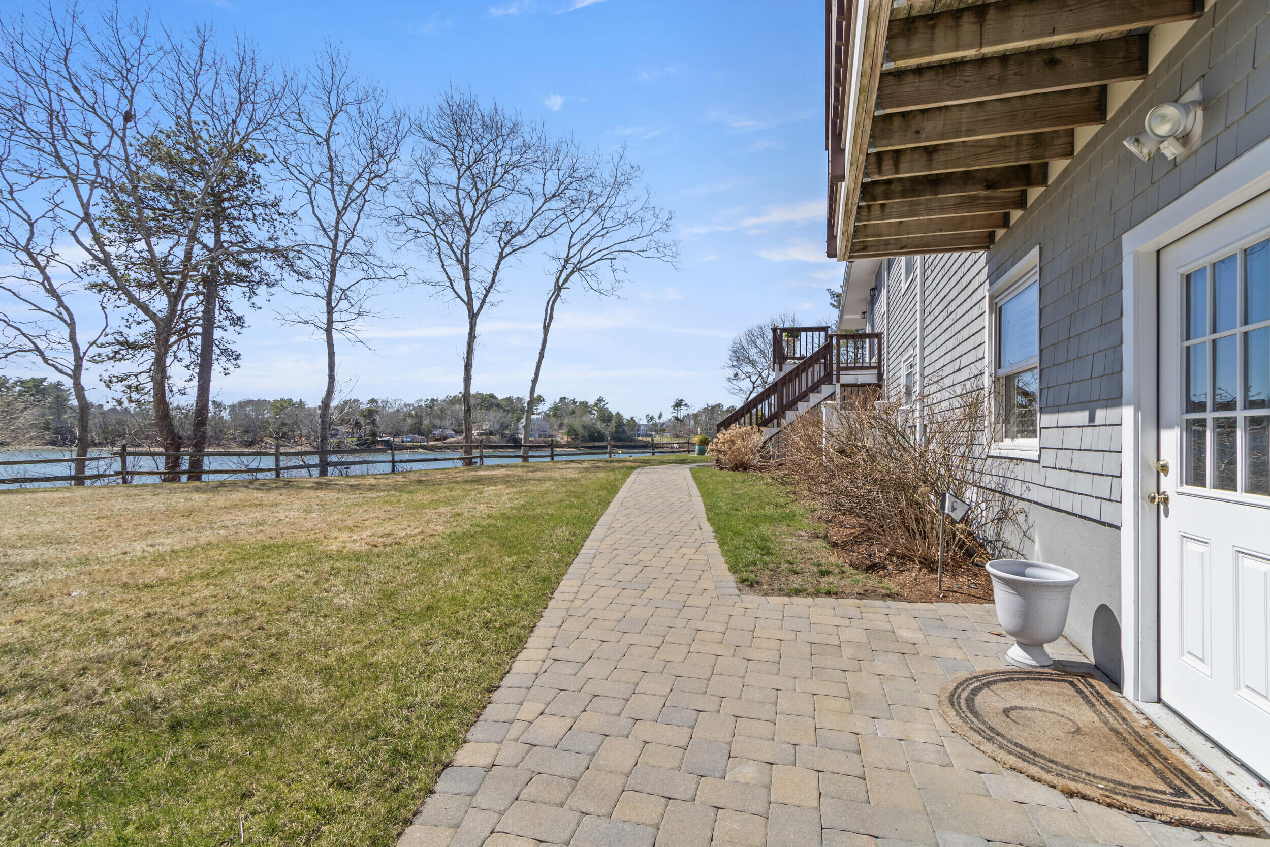 9 Fabyan Way Bourne MA 02532