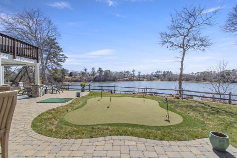 9 Fabyan Way Bourne MA 02532