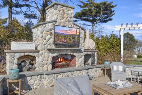 9 Fabyan Way Bourne MA 02532