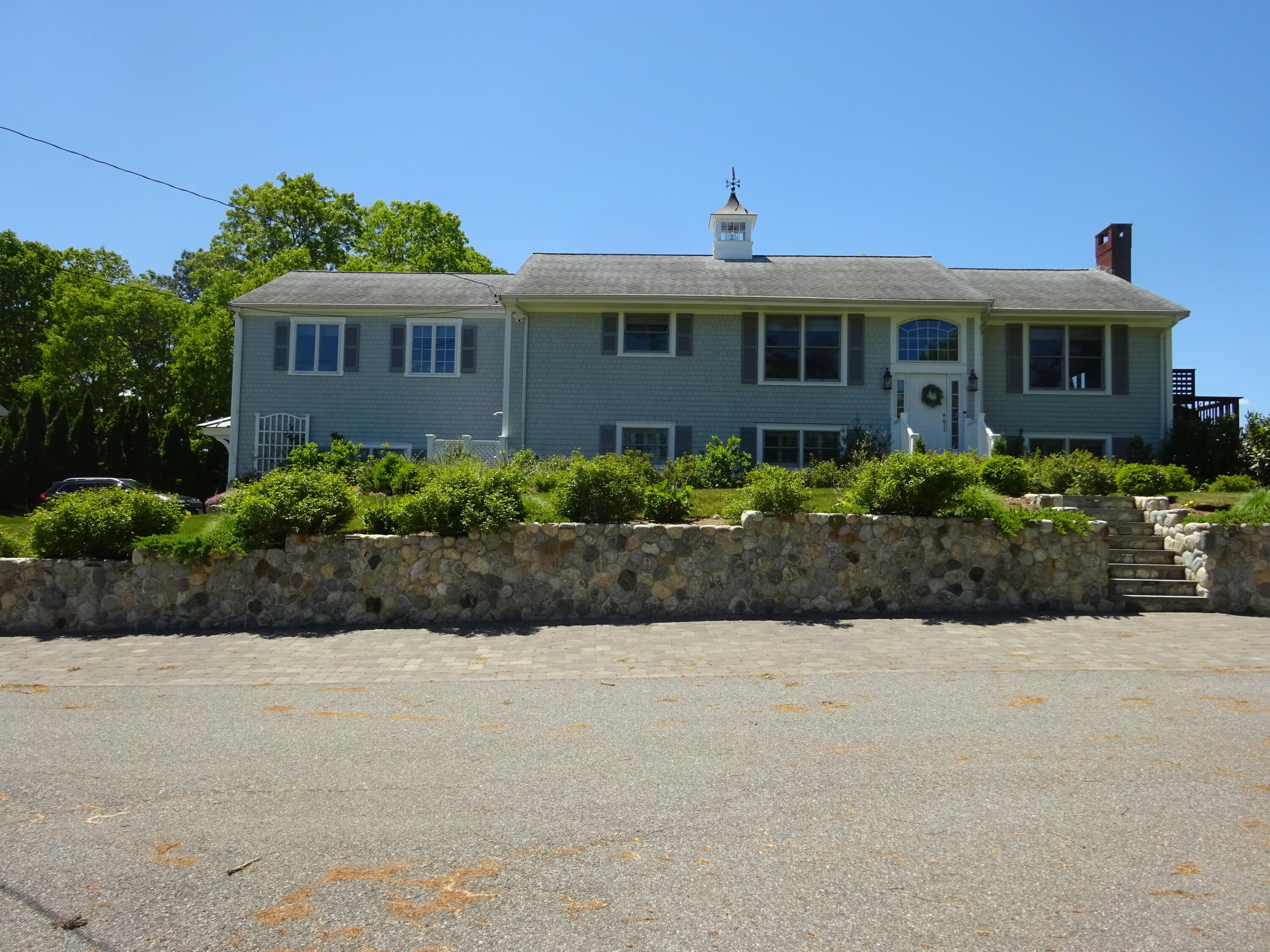 9 Fabyan Way Bourne MA 02532