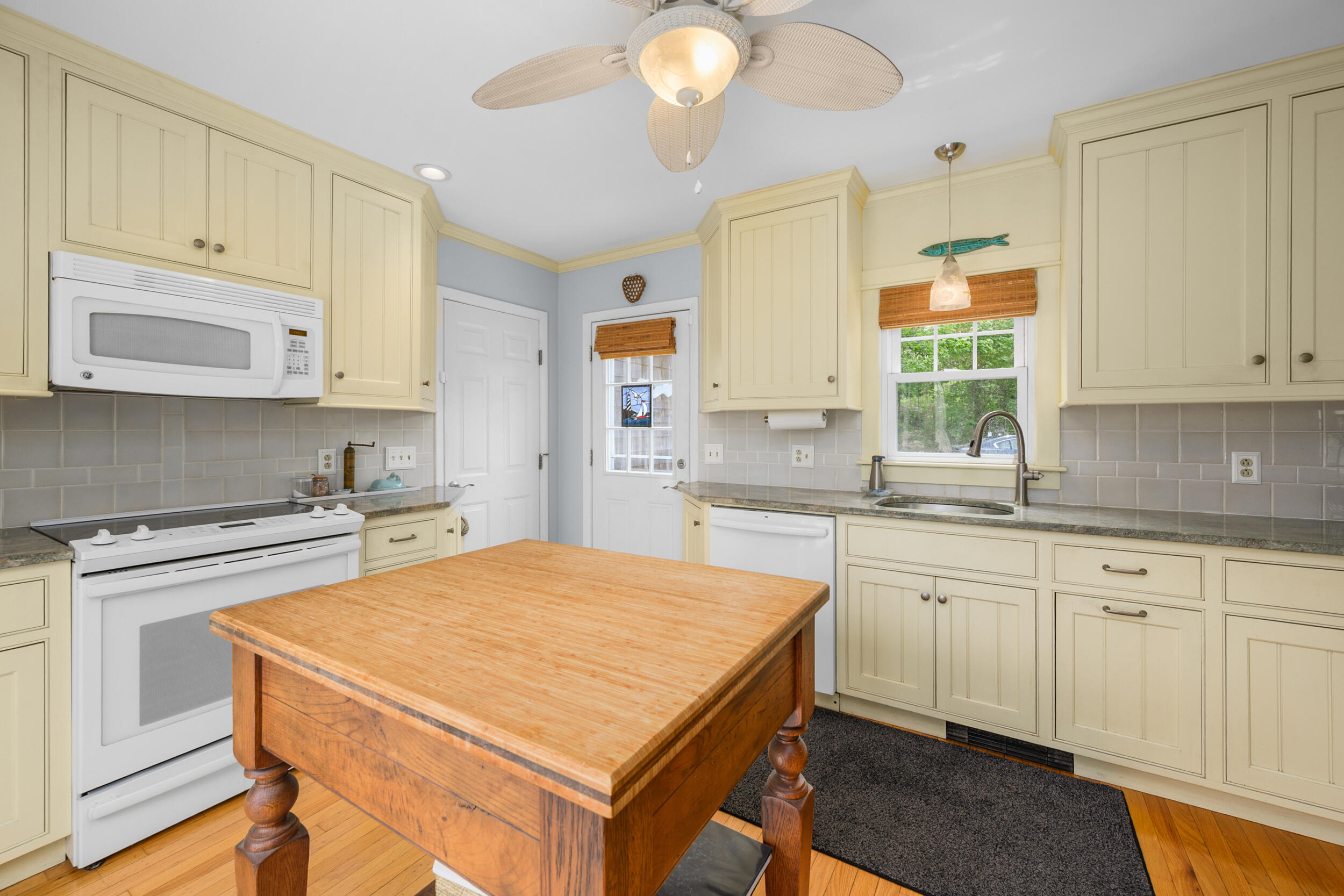 24 Acorn Drive Barnstable MA 02668