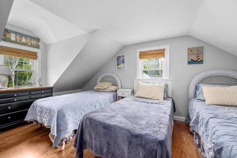 24 Acorn Drive Barnstable MA 02668