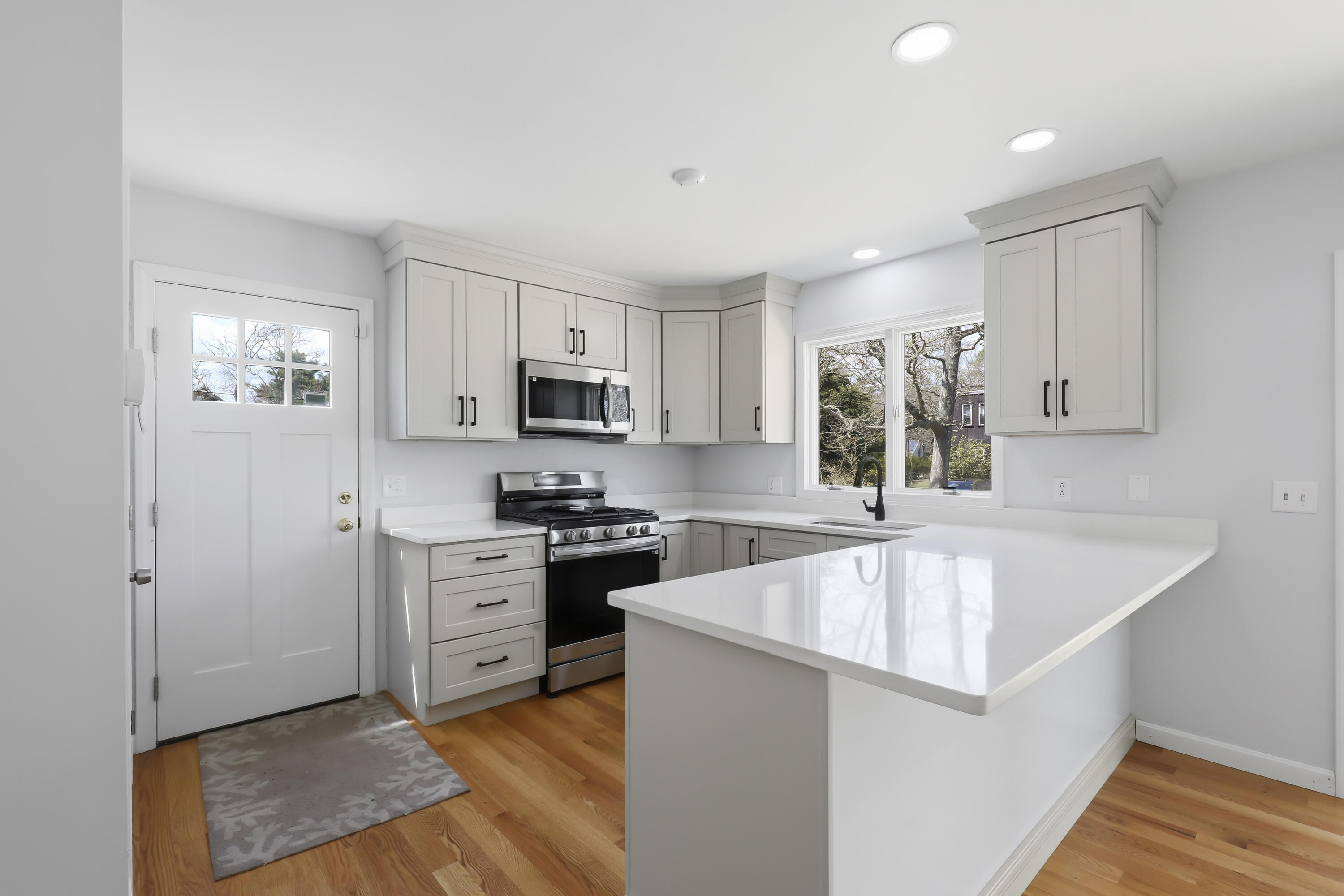49 Onset Avenue Wareham MA 02532