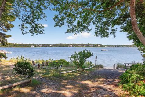 30 Fairway Road Yarmouth MA 02664