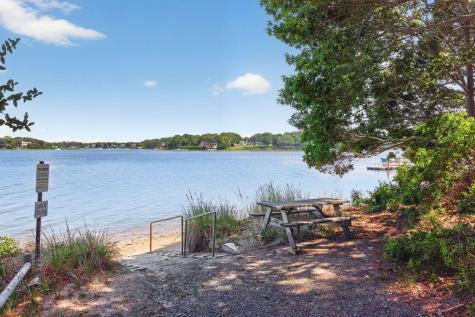 30 Fairway Road Yarmouth MA 02664