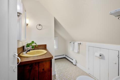 18 Manor Drive East Sandwich MA 02537