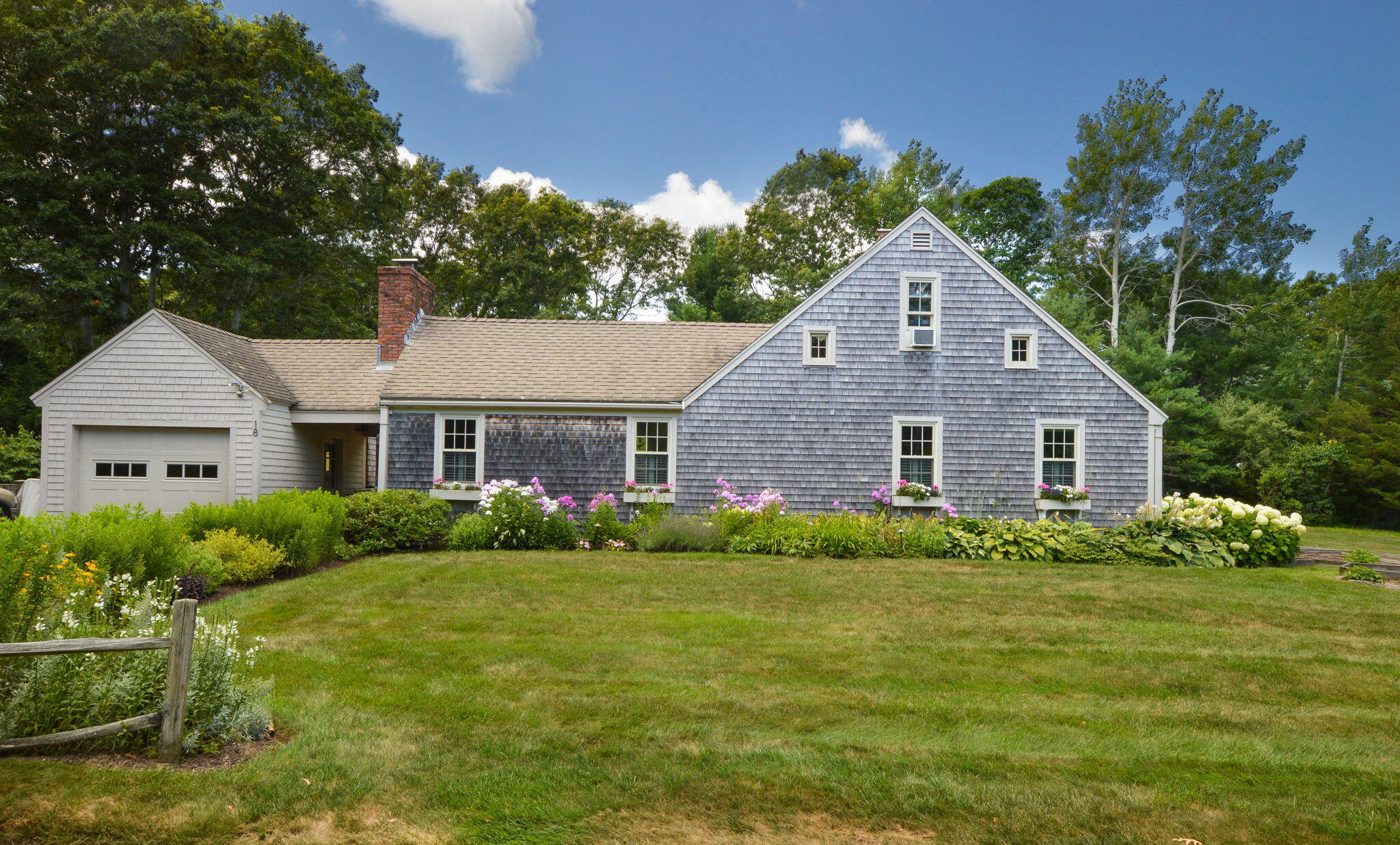 18 Manor Drive East Sandwich MA 02537
