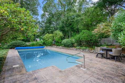 18 Manor Drive East Sandwich MA 02537