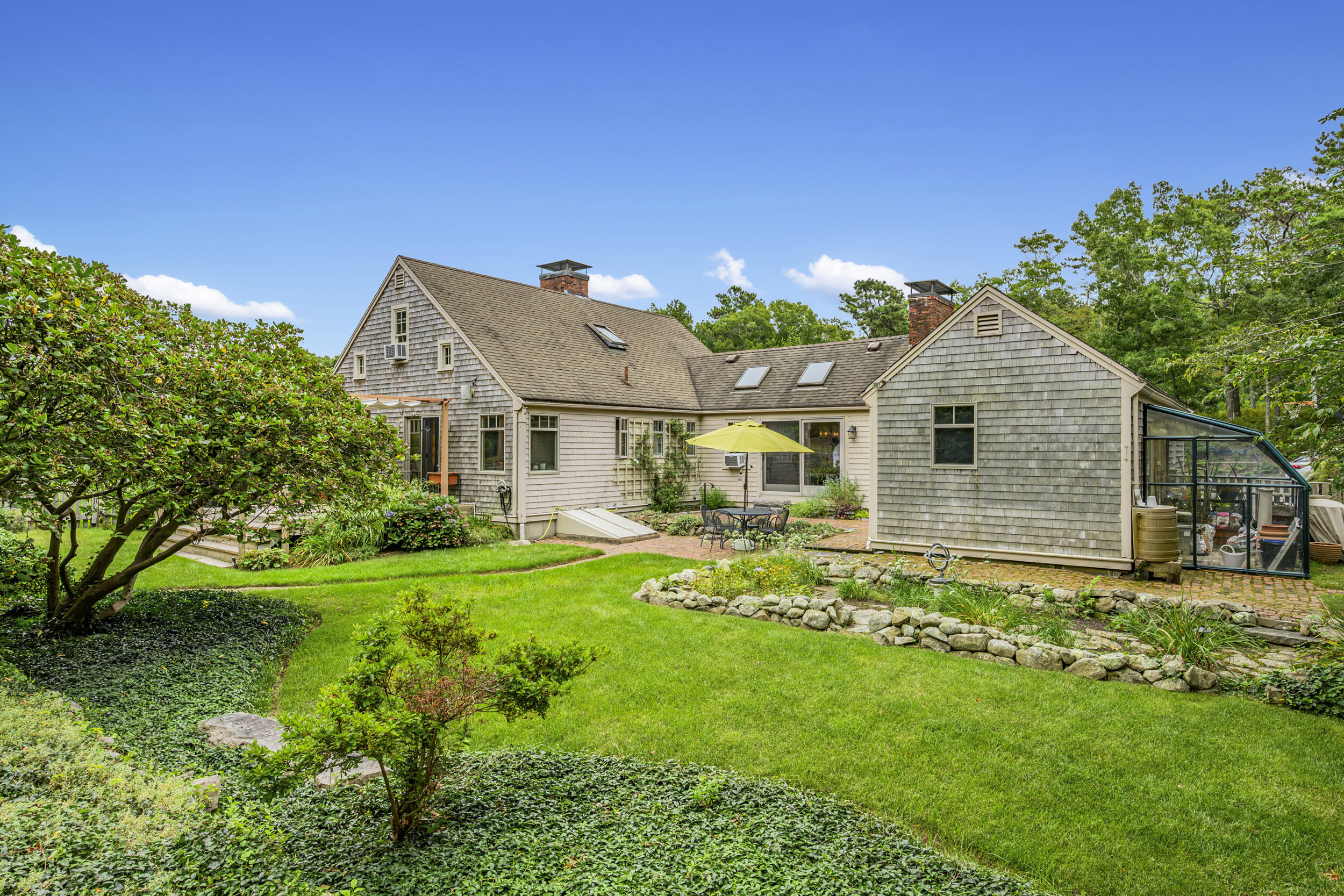 18 Manor Drive East Sandwich MA 02537