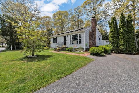 104 Highland Street Mashpee MA 02649