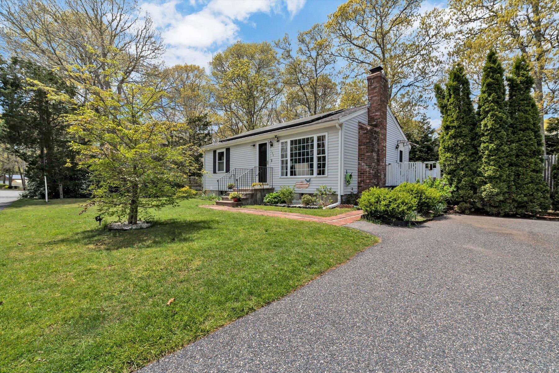 104 Highland Street Mashpee MA 02649