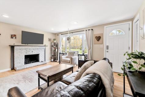 104 Highland Street Mashpee MA 02649