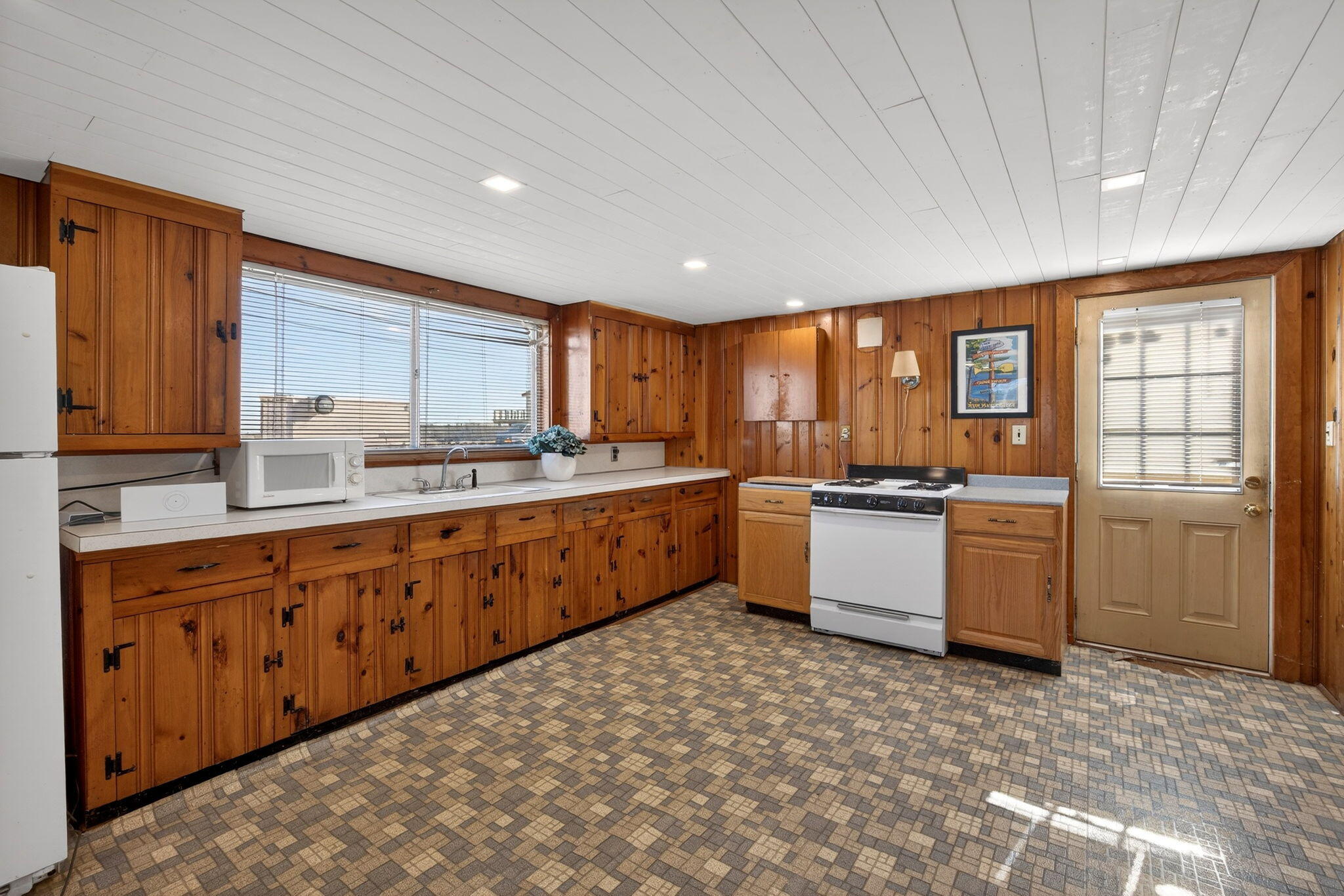 4 Freeman Avenue Sandwich MA 02563