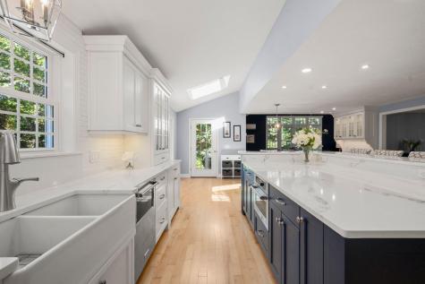 52 Coventry Lane West Barnstable MA 02668