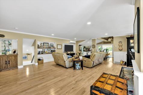 68 Loring Avenue Dennis MA 02670