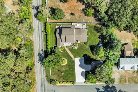 68 Loring Avenue Dennis MA 02670