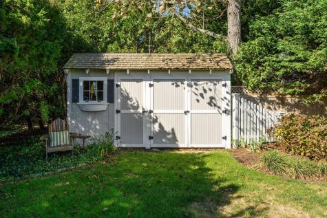 9 Bassing Harbor Road Chatham MA 02633