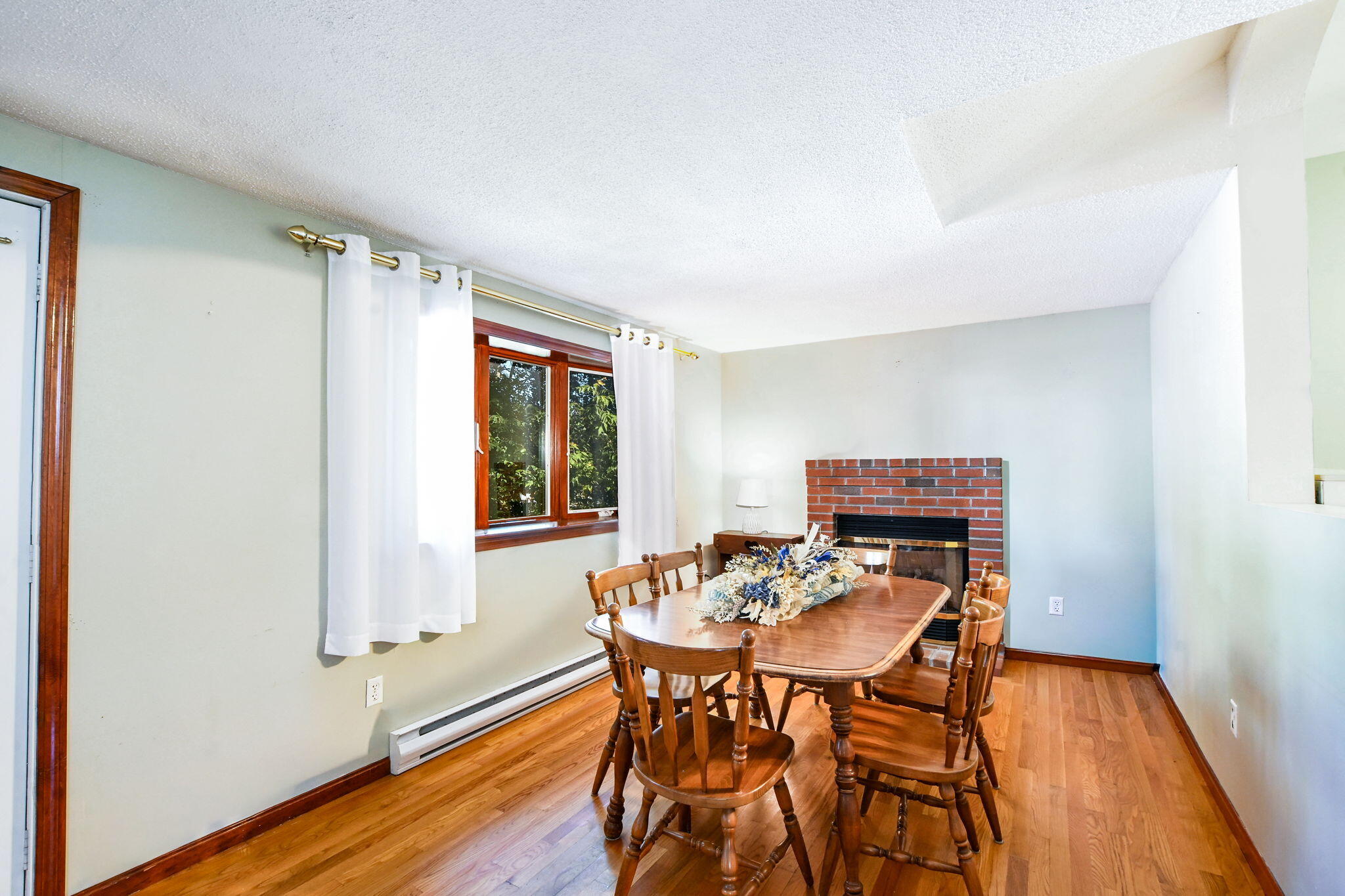 18 Lakeside Avenue Weymouth MA 02189