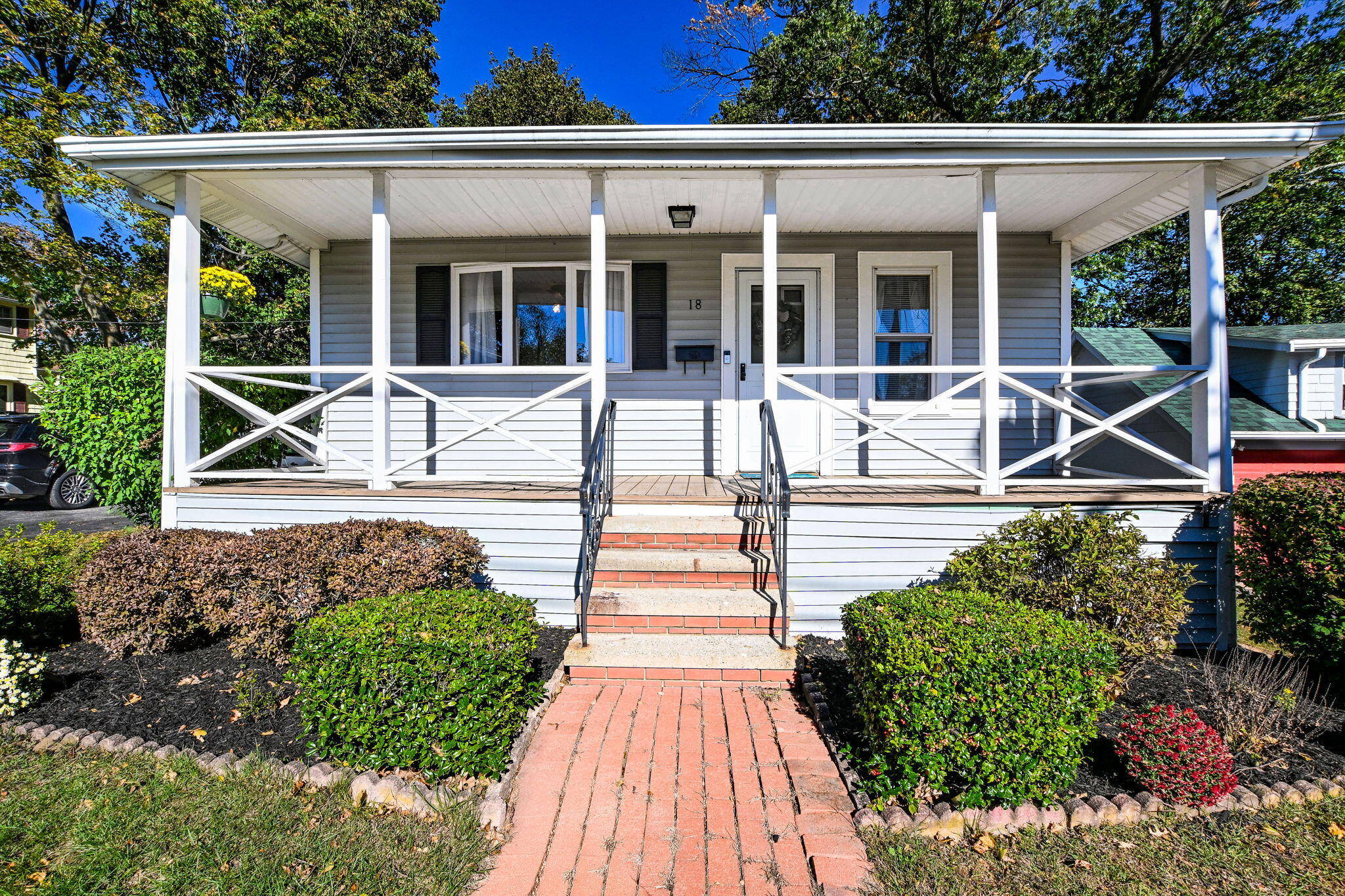 18 Lakeside Avenue Weymouth MA 02189