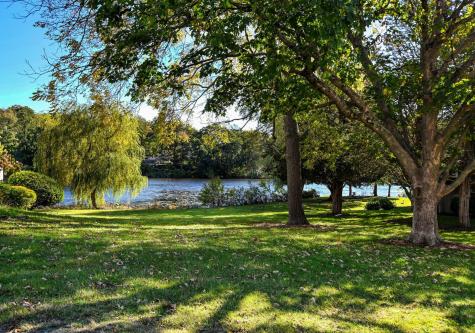 18 Lakeside Avenue Weymouth MA 02189