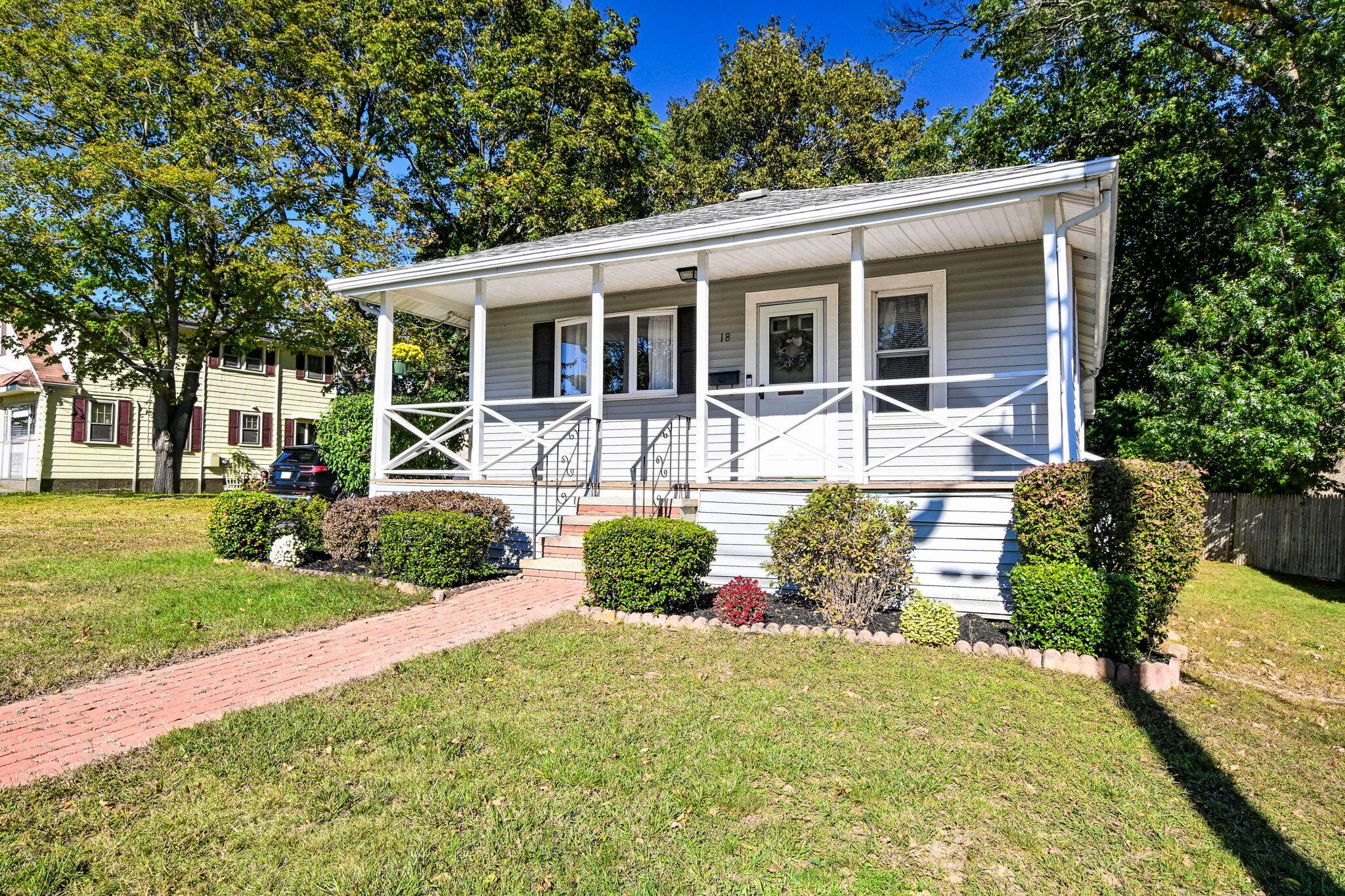 18 Lakeside Avenue Weymouth MA 02189