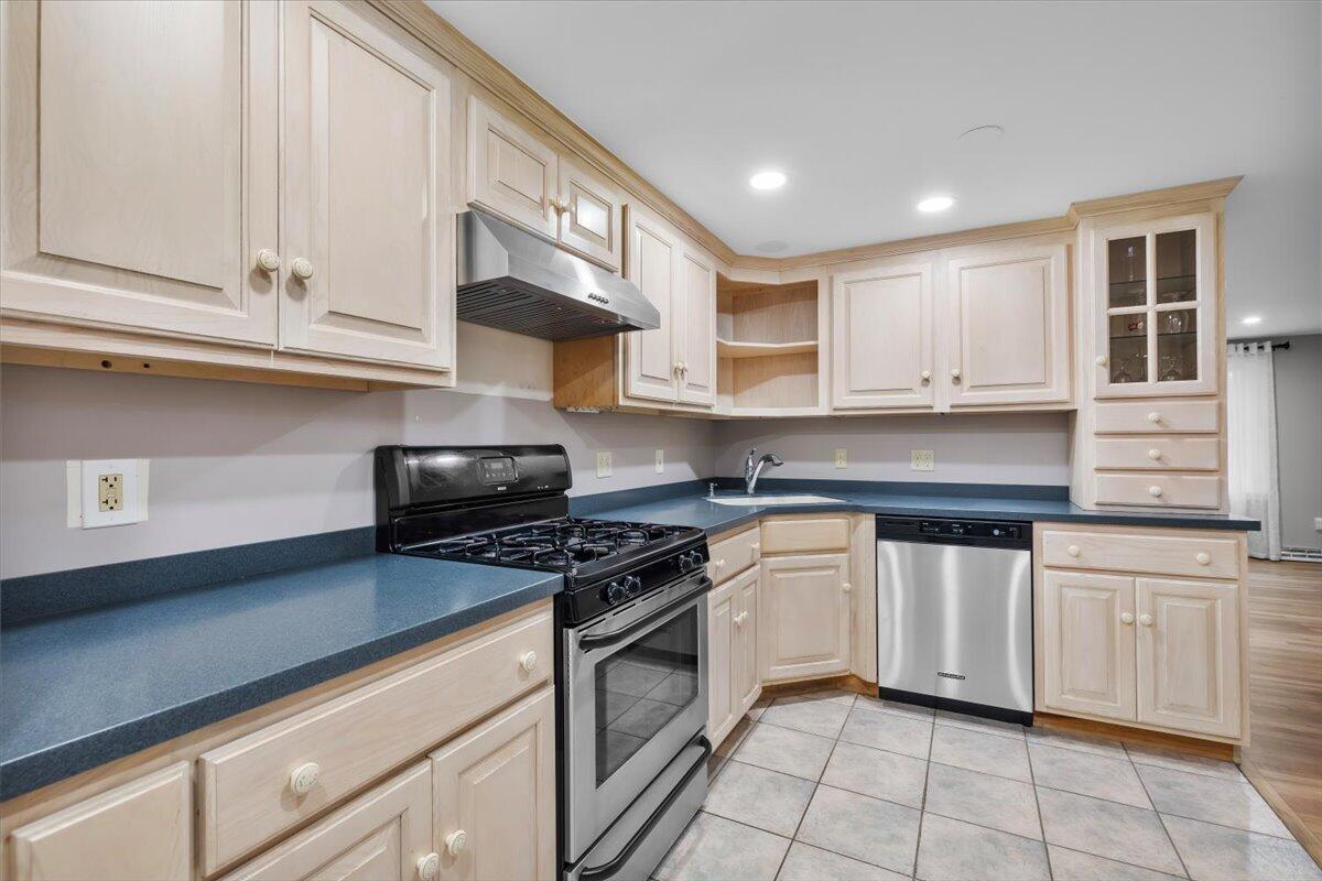 28 Merganser Lane Yarmouth MA 02673