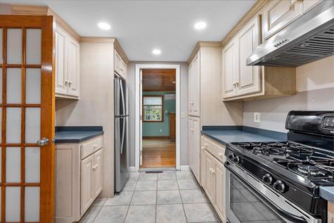 28 Merganser Lane Yarmouth MA 02673