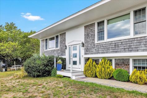 6 Professional Heights Road Truro MA 02666