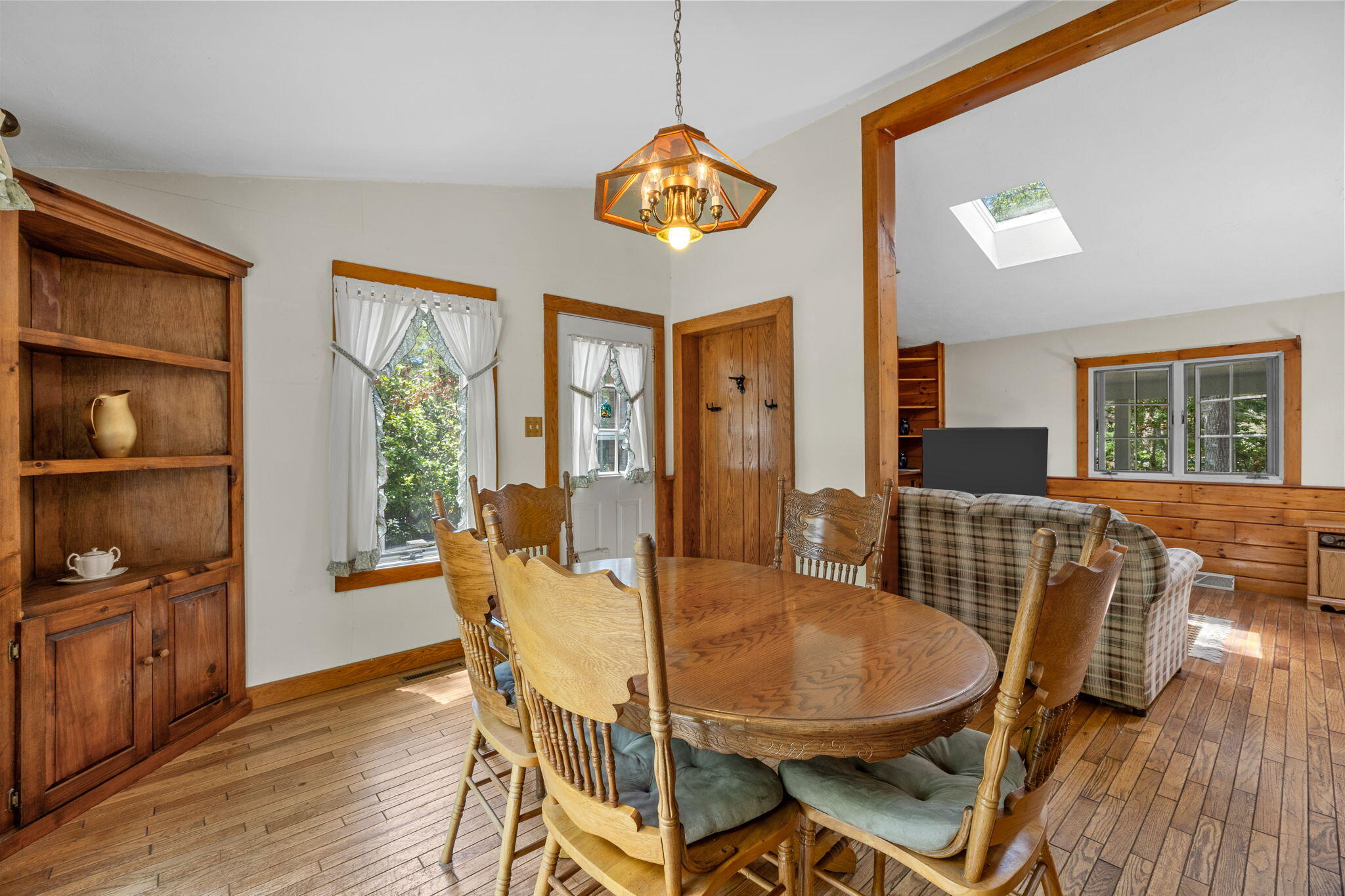 166 James Circle Mashpee MA 02649