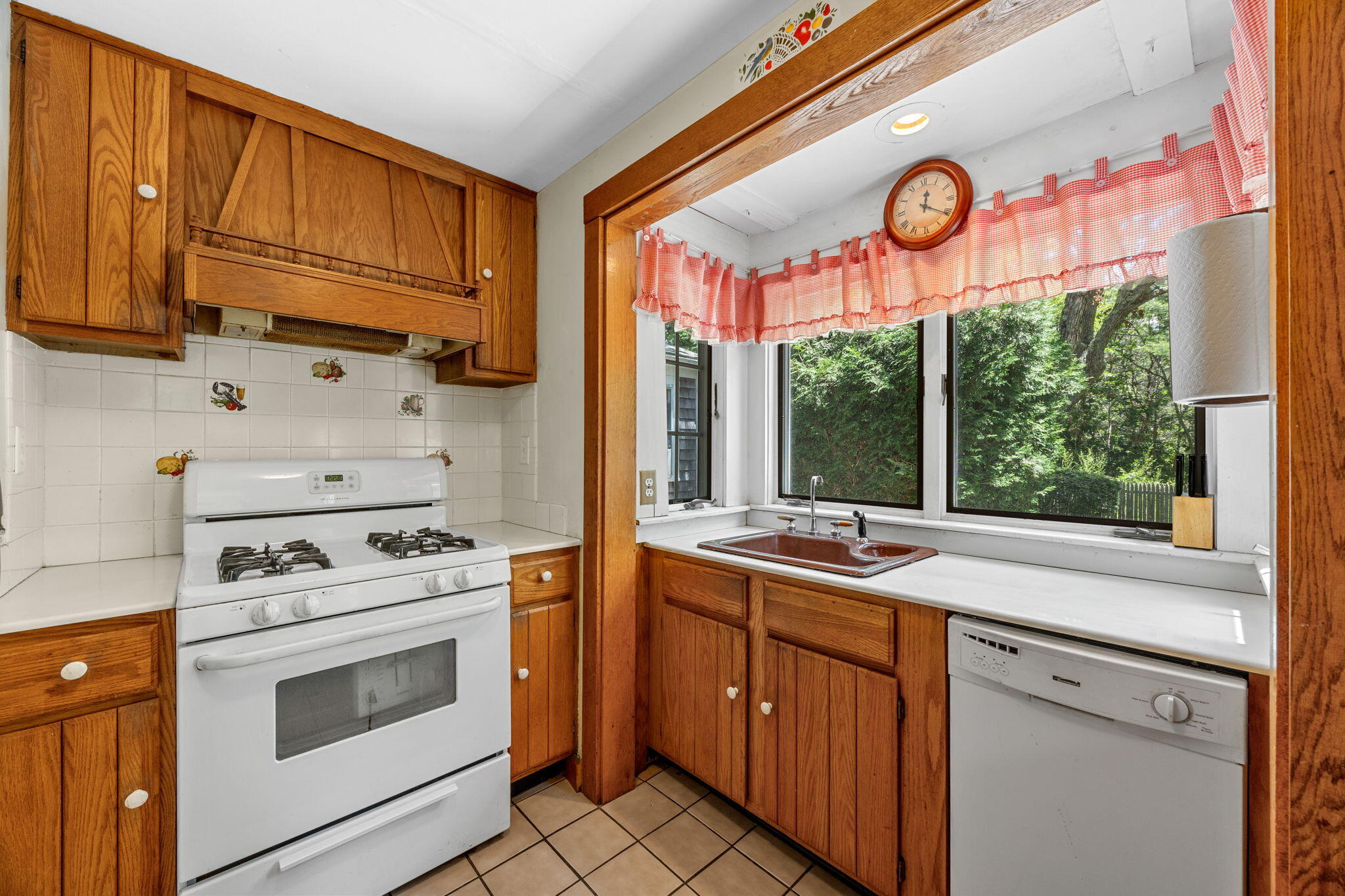 166 James Circle Mashpee MA 02649