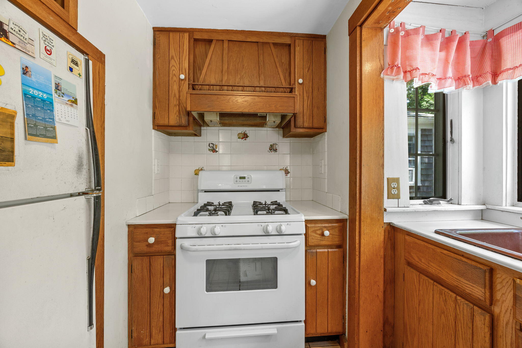 166 James Circle Mashpee MA 02649
