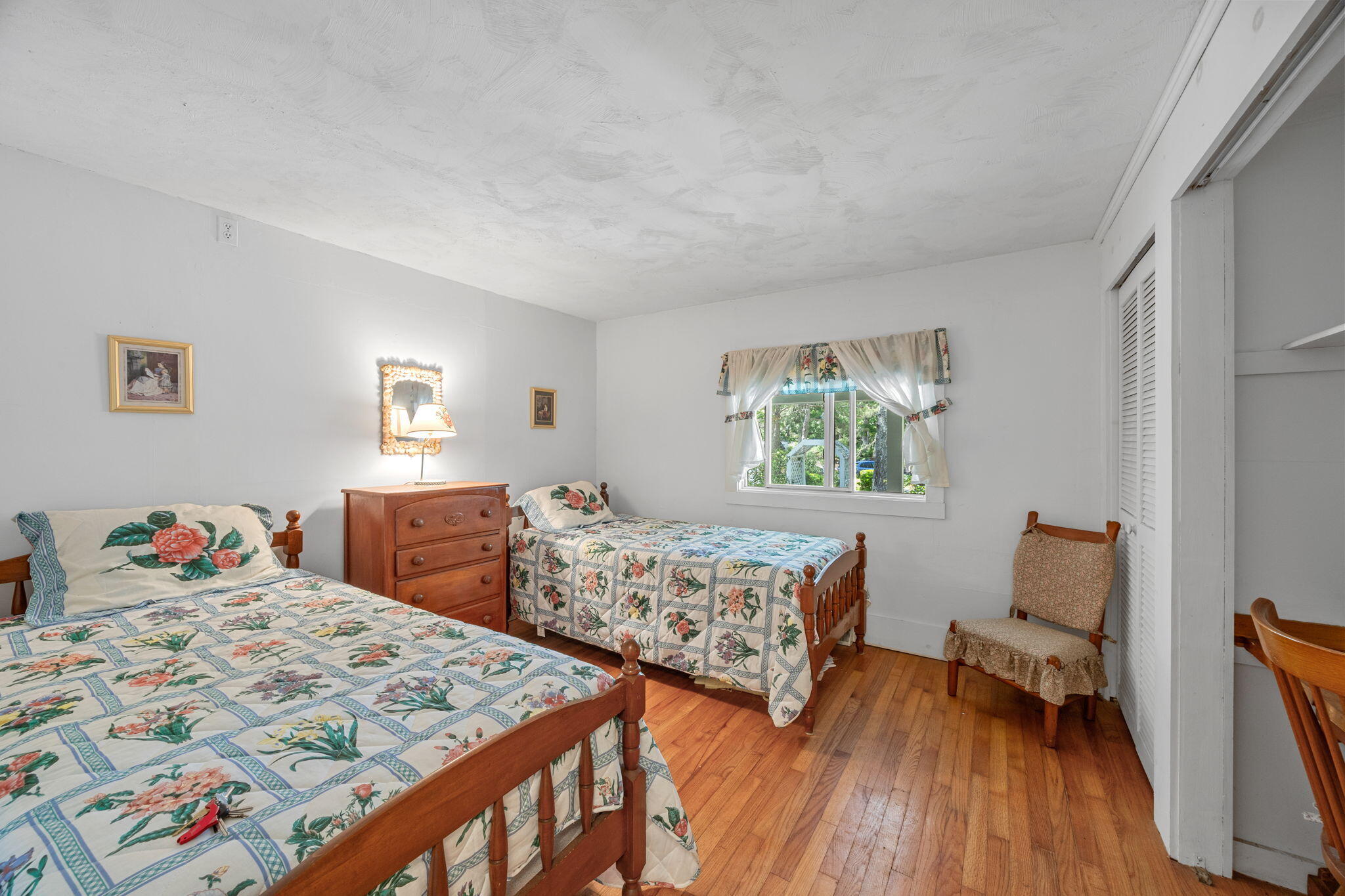 166 James Circle Mashpee MA 02649