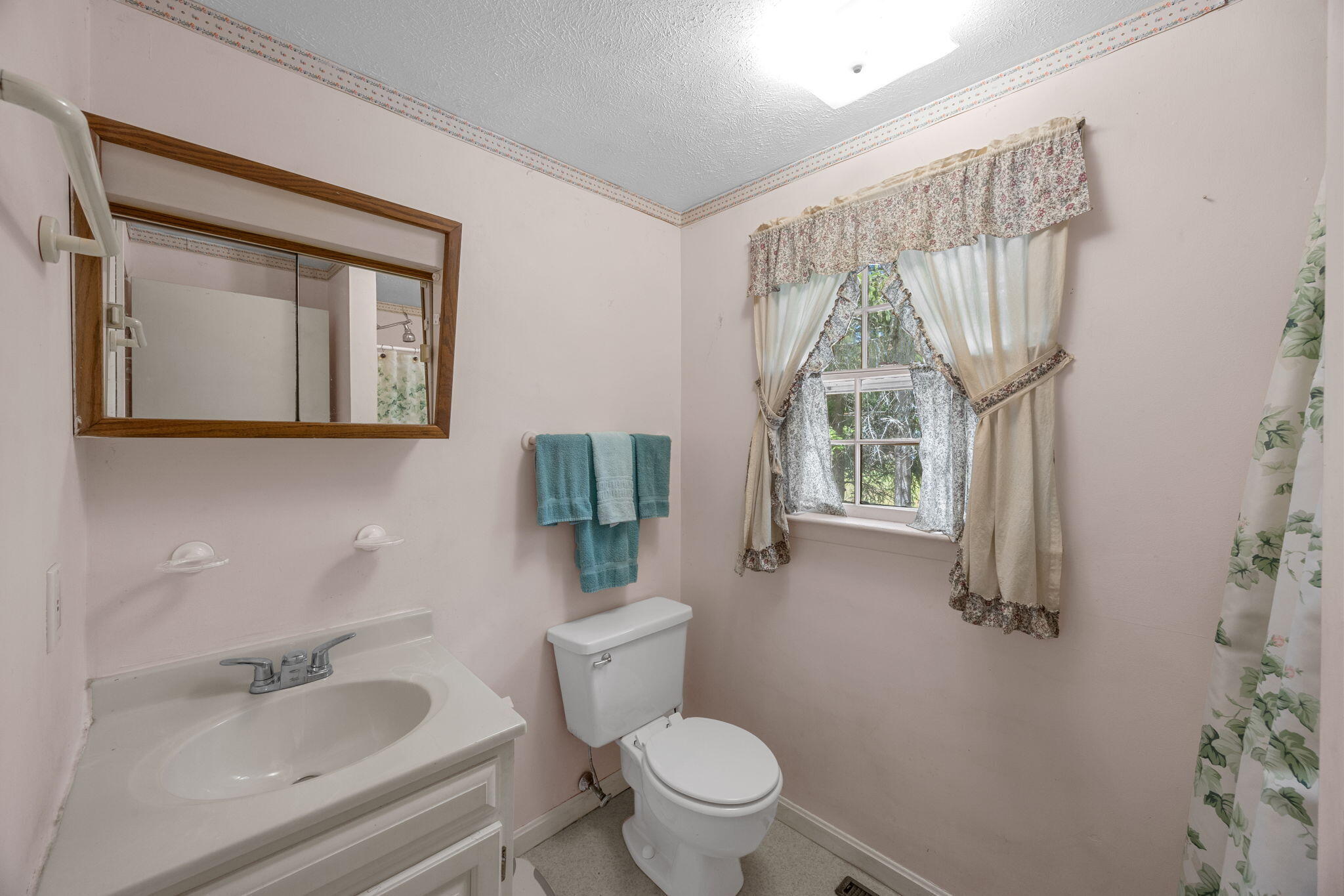 166 James Circle Mashpee MA 02649