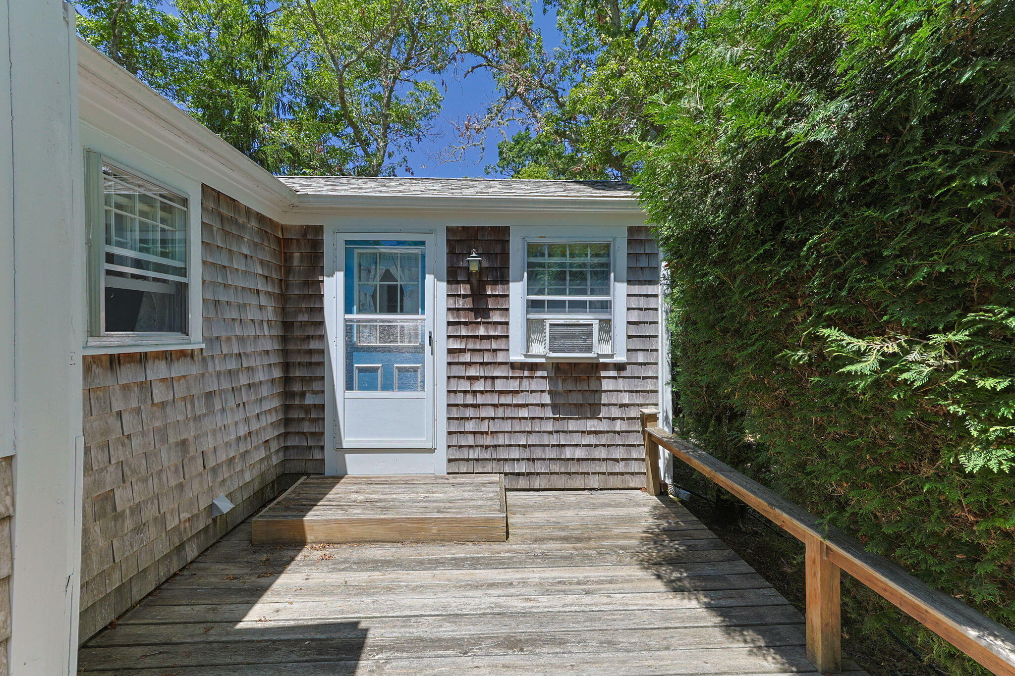 166 James Circle Mashpee MA 02649