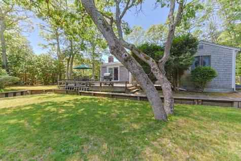 166 James Circle Mashpee MA 02649