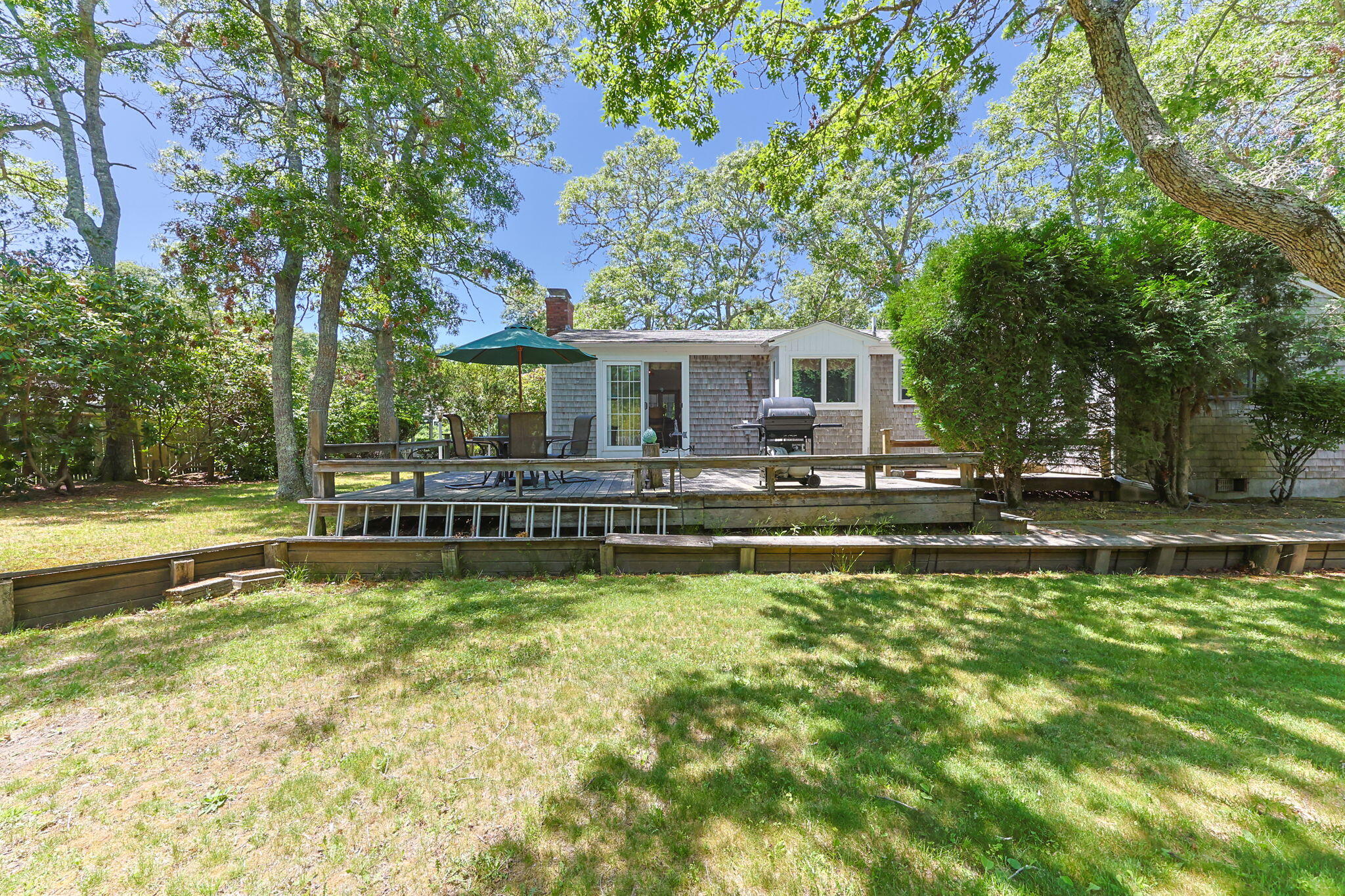 166 James Circle Mashpee MA 02649