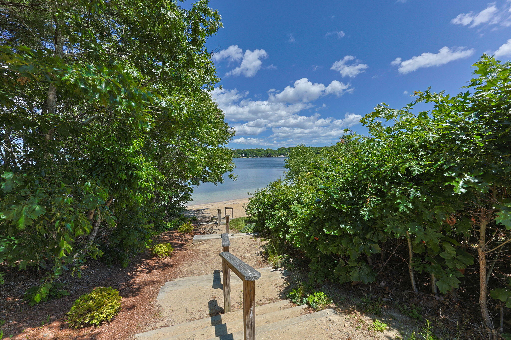 166 James Circle Mashpee MA 02649