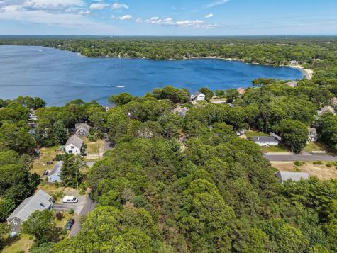 166 James Circle Mashpee MA 02649