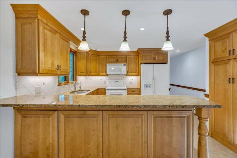 94 Stratford Lane Yarmouth Port MA 02675