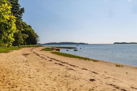 152 Namequoit Road MA 02653