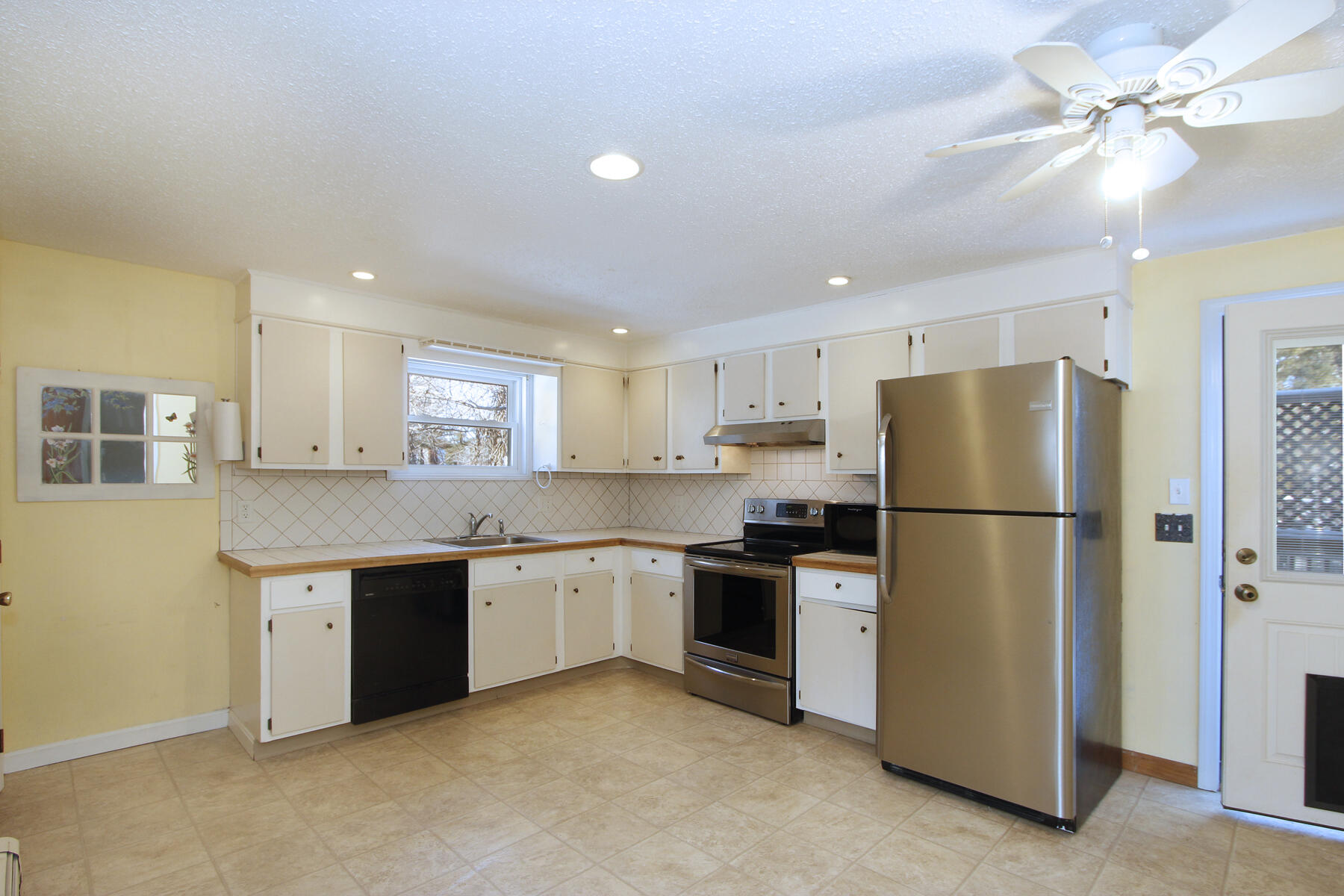 29 Wenonah Road Wareham MA 02532