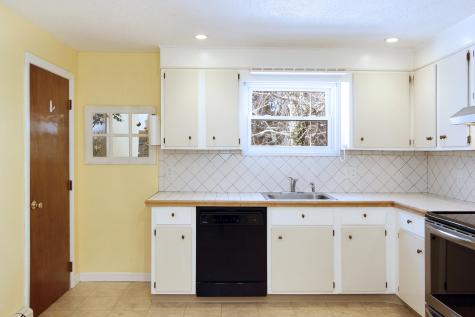 29 Wenonah Road Wareham MA 02532