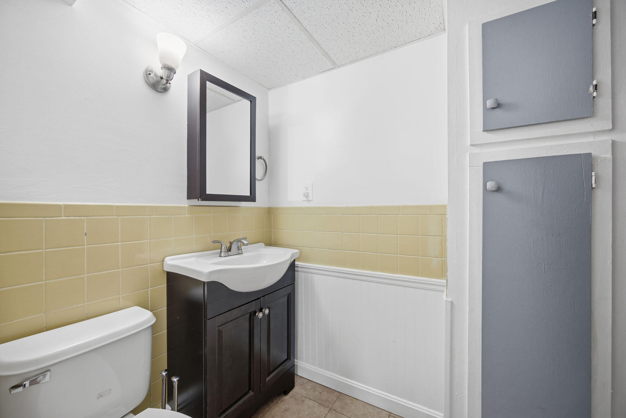 14 Saint Anns Lane Falmouth MA 02540