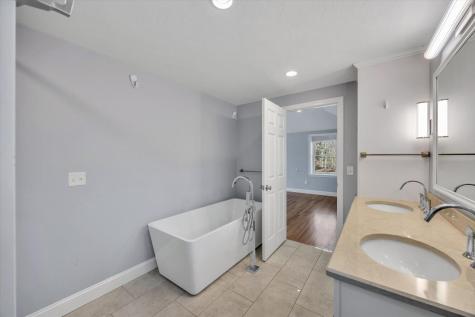 52 Clubhouse Drive Bourne MA 02532