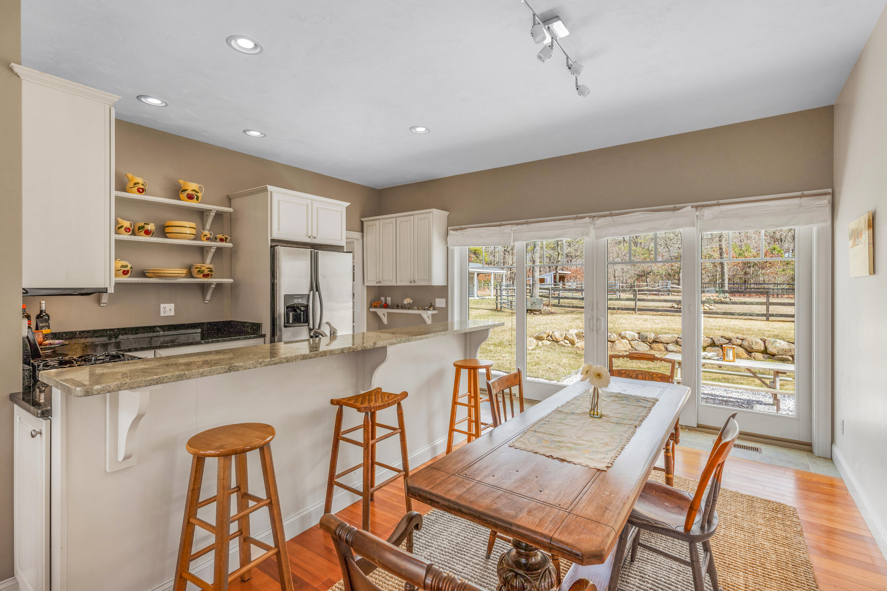 21 Cloverfield Way Hatchville MA 02536