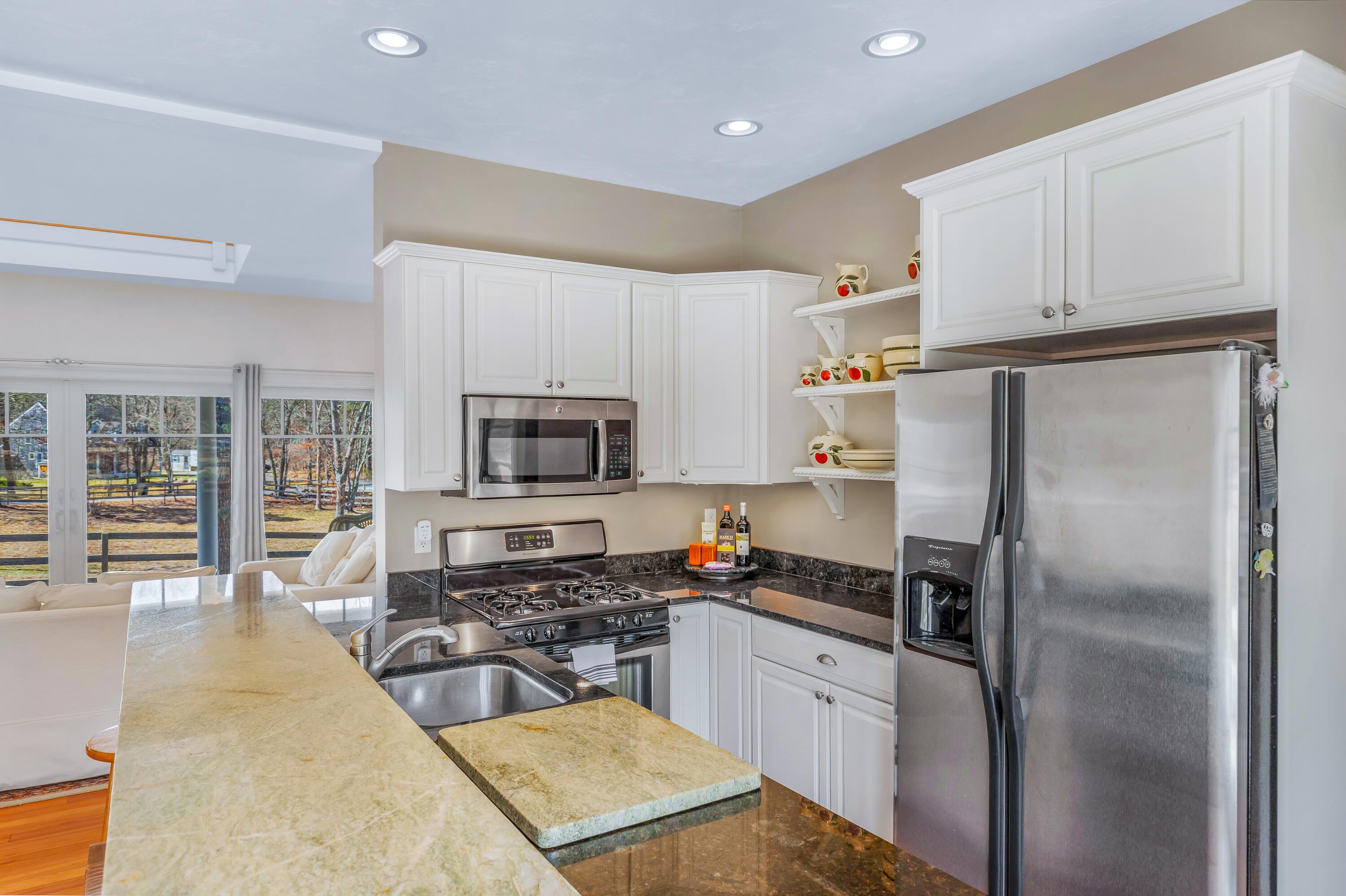 21 Cloverfield Way Hatchville MA 02536