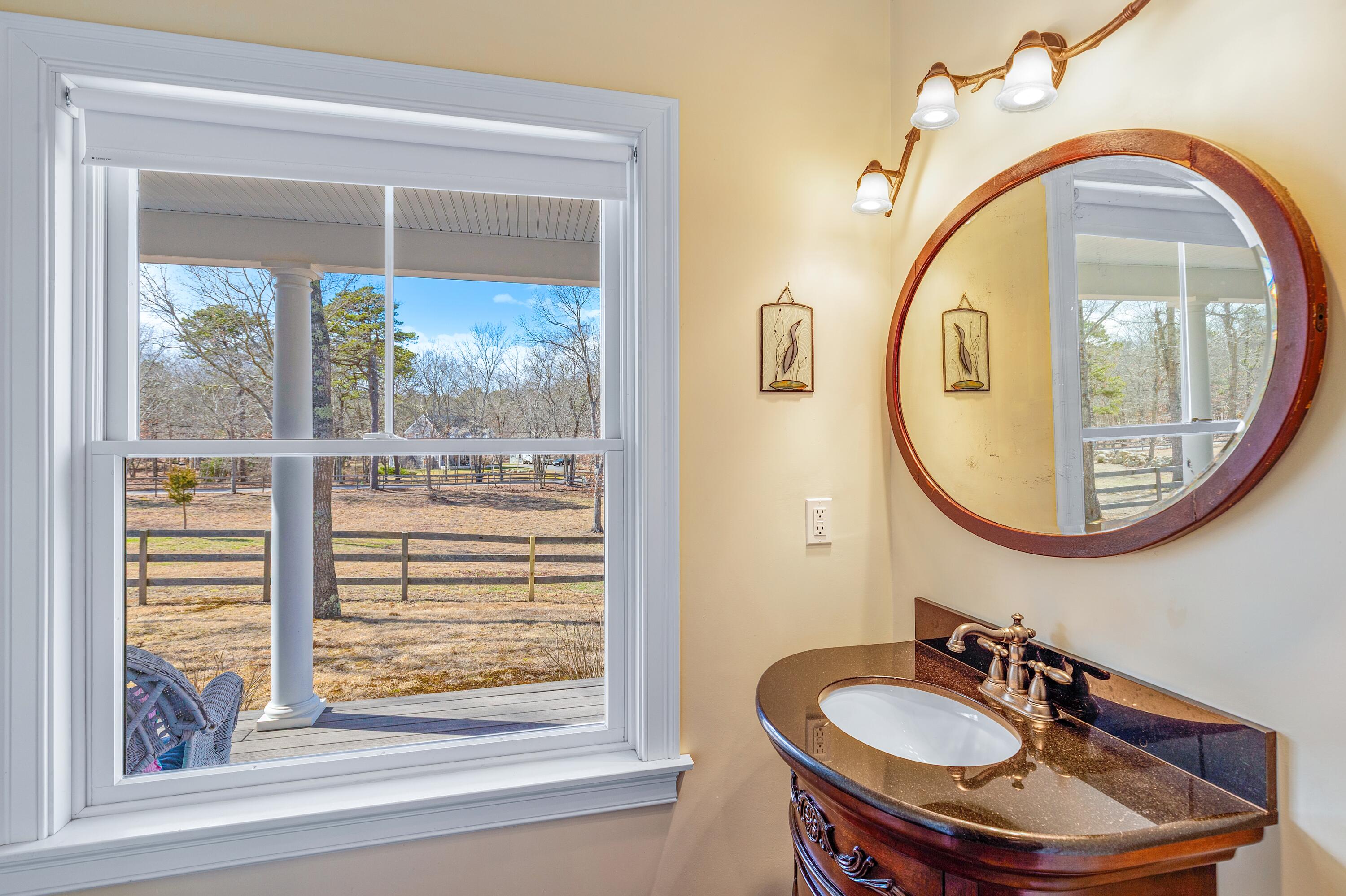 21 Cloverfield Way Hatchville MA 02536
