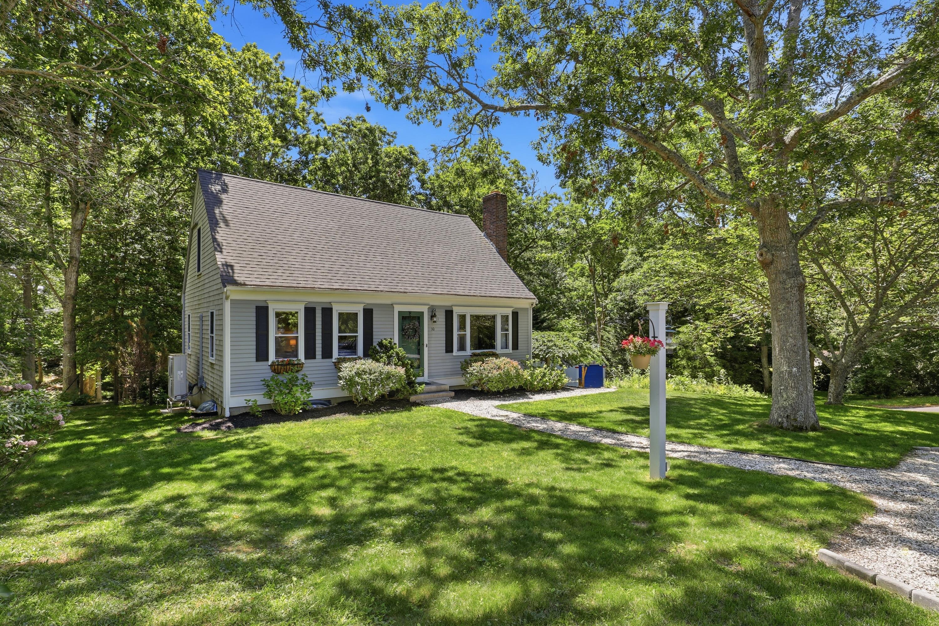 10 Checkerberry Lane Forestdale MA 02644